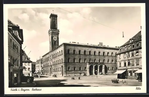AK Fürth i. Bayern, Strassenpartie mit Geschäften und Rathaus
