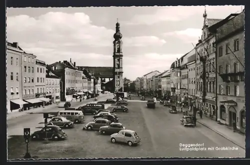 AK Deggendorf, Luitpoldplatz mit Grabkirche