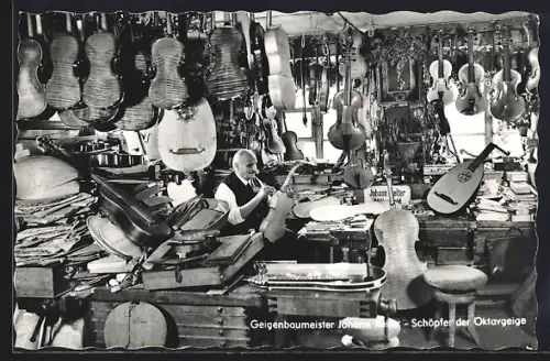 AK Geigenbaumeister Johann Reiter in seiner Werkstatt, Schöpfer der Oktavgeige