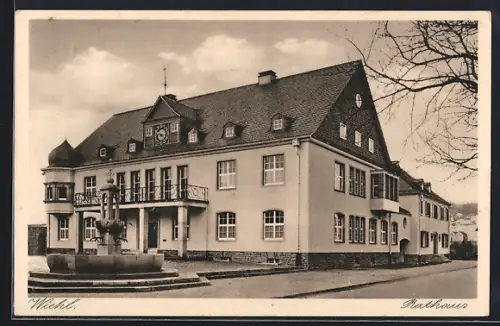 AK Wiehl, Rathaus mit Brunnen