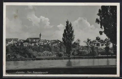 AK Landau /Isar, Uferpartie mit Kirche