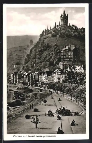 AK Cochem a. d. Mosel, Moselpromenade mit Blick zum Schloss
