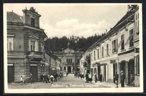 AK Radkersburg /Steiermark, Strasse Langgasse mit Geschäften
