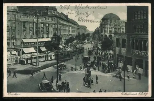 AK Berlin-Tiergarten, Potsdamer Platz mit Passanten und Strassenbahnen