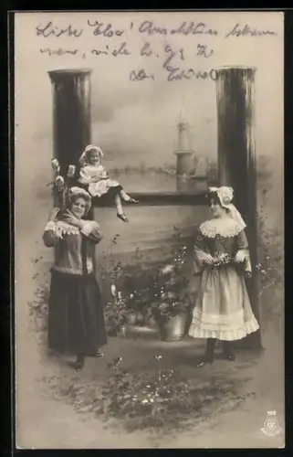 AK Buchstabe H, Frauen und Mädchen mit Blumen