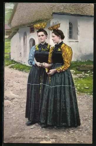 AK Vorarlberg, Bregenzerwälderinnen in Tracht