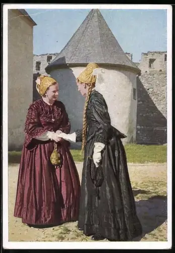 AK Kärntener Trachten, Frauen aus Gmünd im Gespräch