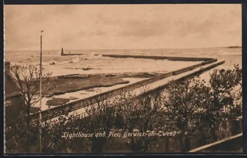 AK Berwick-on-Tweed, Lighthouse and Pier
