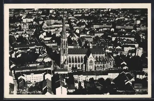AK Linz a. D., Maria-Empfängnis-Dom, Fliegeraufnahme