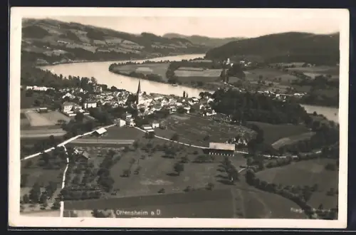 AK Ottensheim a. D., Teilansicht mit Kirche