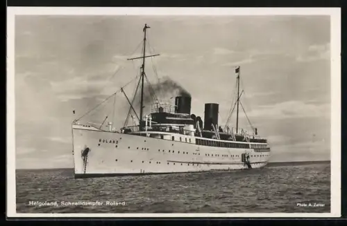 AK Passagierschiff Roland auf See