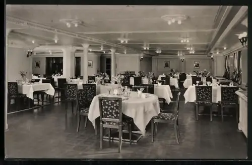 AK Hansa, Passagierschiff der Hamburg-Amerika Linie, Speisesaal der Touristen-Klasse