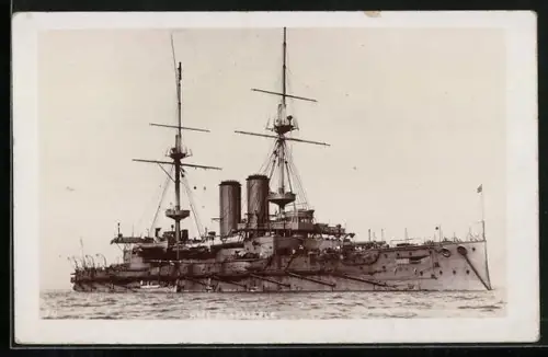 AK Kriegsschiff HMS Albemarle auf See