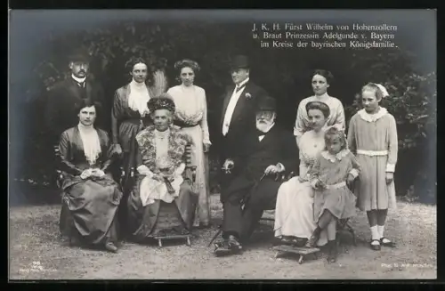 AK Fürst Wilhelm von Hohenzollern-Sigmaringen und Prinzessin Adelgunde von Bayern im Kreise der bayrischen Königsfamilie