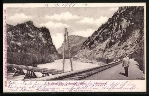 AK Johnsbach, Mann an der Gleise im Johnsbachthal