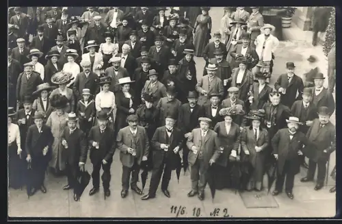 Foto-AK Bad Ems, Besuchergruppe mit Getränken, 1910