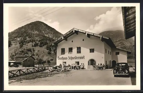 AK Jettenberg /Bad Reichenhall, Gasthaus Schneiderwirt mit Gästen u. Bergpanorama
