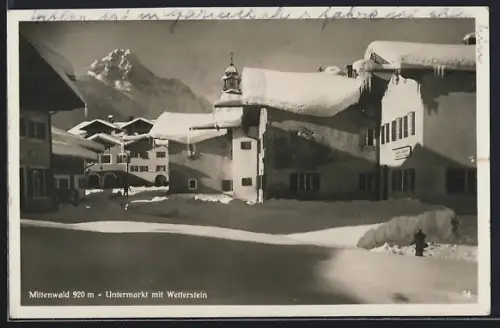 AK Mittenwald, Untermarkt mit Wetterstein im Winter
