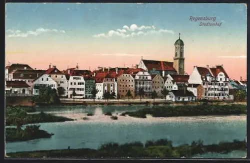 AK Regensburg, Stadtamhof, Stadtansicht mit Kirche und Donau