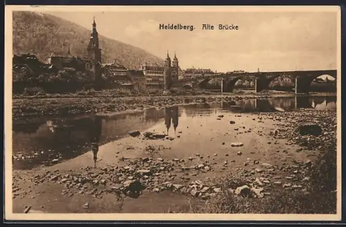 AK Heidelberg / Neckar, Alte Brücke mit Kirche
