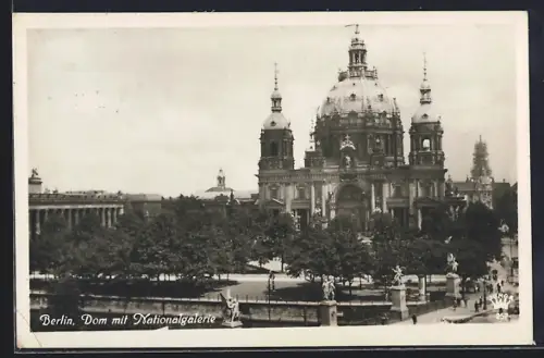 AK Berlin, Dom mit Nationalgalerie
