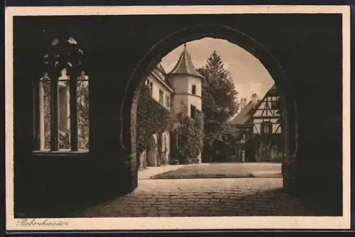 AK Bebenhausen, Schlosshof durch Tor gesehen