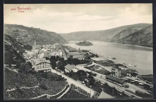 AK Bacharach, Totalansicht mit Bahnhof