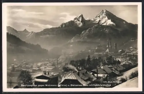 AK Berchtesgaden, Teilansicht gegen Watzmann und Steinernes Meer mit Schönfeldspitze