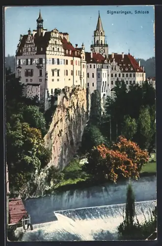 AK Sigmaringen, Hohenzollernschloss mit Blick auf die Donau