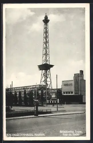AK Berlin-Charlottenburg, Funkturm mit Café Turm-Eck im Bauhaus-Stil