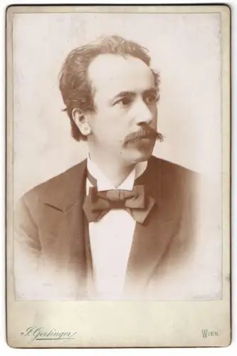 Fotografie J. Gertinger, Wien, österr. Komponist & Chorleiter Adolf Kirchl
