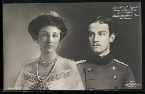 AK Prinz Ernst August Herzog von Braunschweig mit seiner Braut Prinzessin Victoria Luise von Preussen