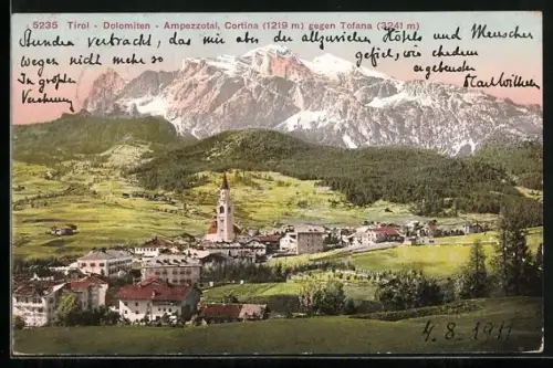 AK Cortina d`Ampezzo, Ortsansicht aus der Vogelschau gegen den Tofana