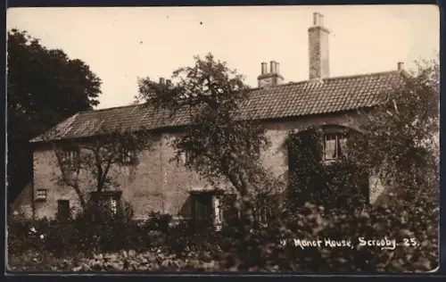 AK Scrooby, Manor House
