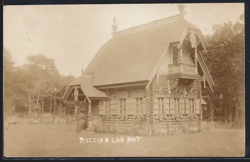 AK Sherwood Forest, Russian Log Hut