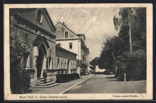 AK Bad Hall, Franz Josef-Strasse mit Wohnhäusern