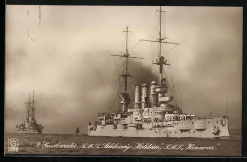 AK 2. Geschwader, Kriegsschiffe SMS Schleswig-Holstein und SMS Hannover zur See stechend