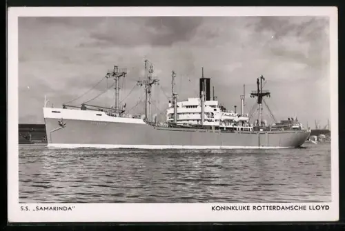 AK Handelsschiff S.S. Samarinda auf See
