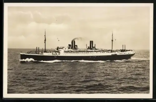 AK Dampfer Stuttgart auf hoher See, Passagierschiff