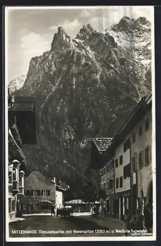 AK Mittenwald, Strassenpartie mit Viererspitze