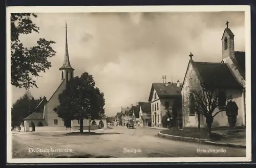 AK Saulgau, Partie an der Kreuzkapelle und Ev. Stadtpfarrkirche