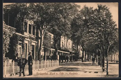 AK Wyk a. Föhr, Kurhaus mit Allee