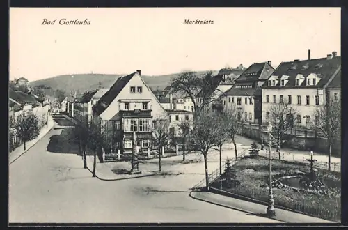 AK Bad Gottleuba, Marktplatz mit Strassenpartie