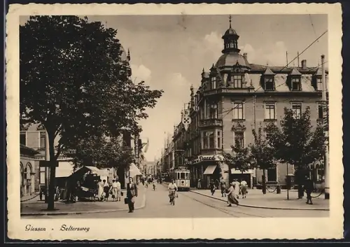 AK Giessen, Seltersweg mit Strassenbahn