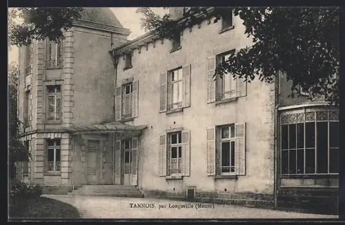 AK Tannois par Longueville, Vue de la facade d`une grande maison avec véranda