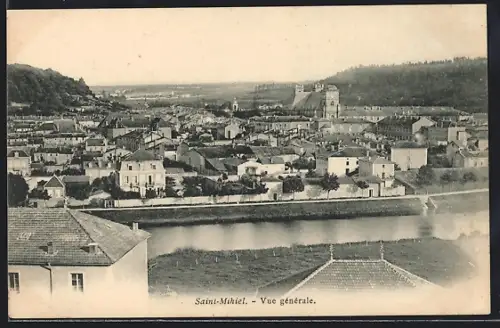 AK Saint-Mihiel, Vue générale sur la ville et le canal