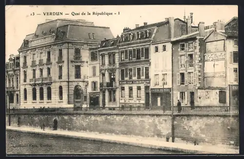 AK Verdun, Quai de la République et bâtiments historiques