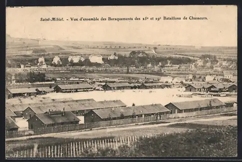 AK Saint-Mihiel, Vue d`ensemble des Baraquements des 25e et 29e Bataillons de Chasseurs