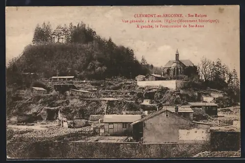 AK Clermont-en-Argonne, Vue générale: à droite, l`église à gauche, le Promontoire de Ste-Anne