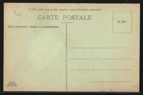 AK Clermont-en-Argonne, Vue générale: à droite, l`église à gauche, le Promontoire de Ste-Anne